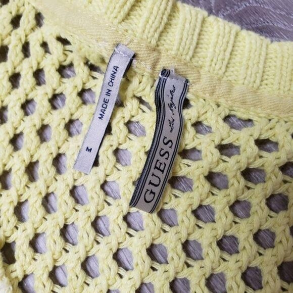 Guess Women's Yellow cable knit 3/4 sleeve lemon peel Knit Sweater size M - Picture 2 of 5